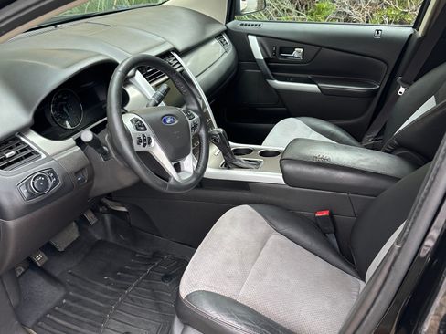 Used 2013 Ford Edge SEL image 9