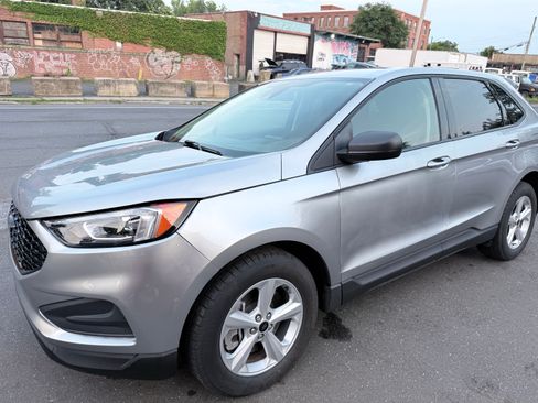 Used 2023 Ford Edge SE AWD/4WD image 15