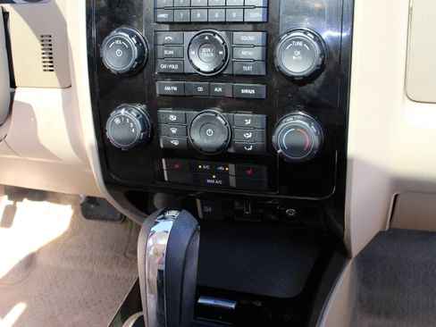 Used 2012 Ford Escape Limited image 26