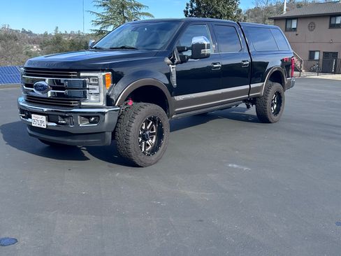 Used 2017 Ford F250 King Ranch w/ King Ranch Ultimate Package image 2