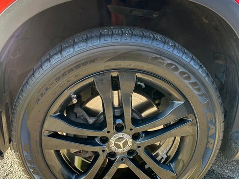 Used 2017 Mercedes-Benz GLA 250 4MATIC image 5