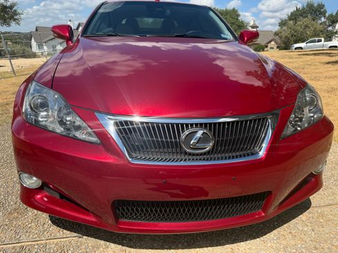 Used 2010 Lexus IS 350C RWD image 17