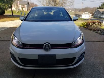 Used 2017 Volkswagen GTI SE