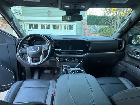 Used 2023 GMC Sierra 1500 SLT w/ SLT Premium Package image 6