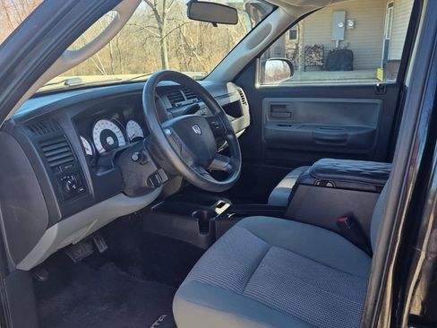 Used 2011 Dodge Dakota Big Horn image 8