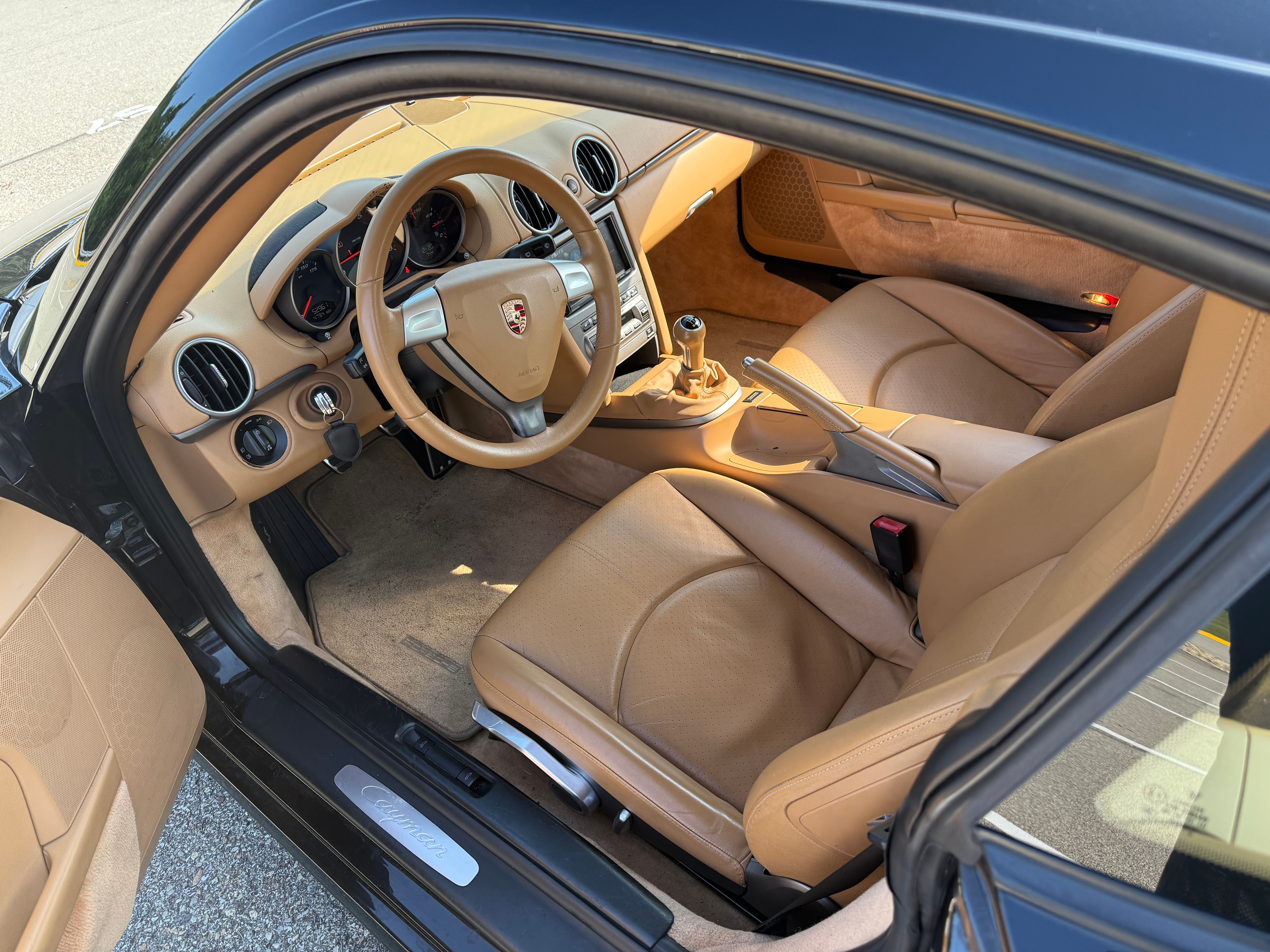 Used 2007 Porsche Cayman RWD image 15