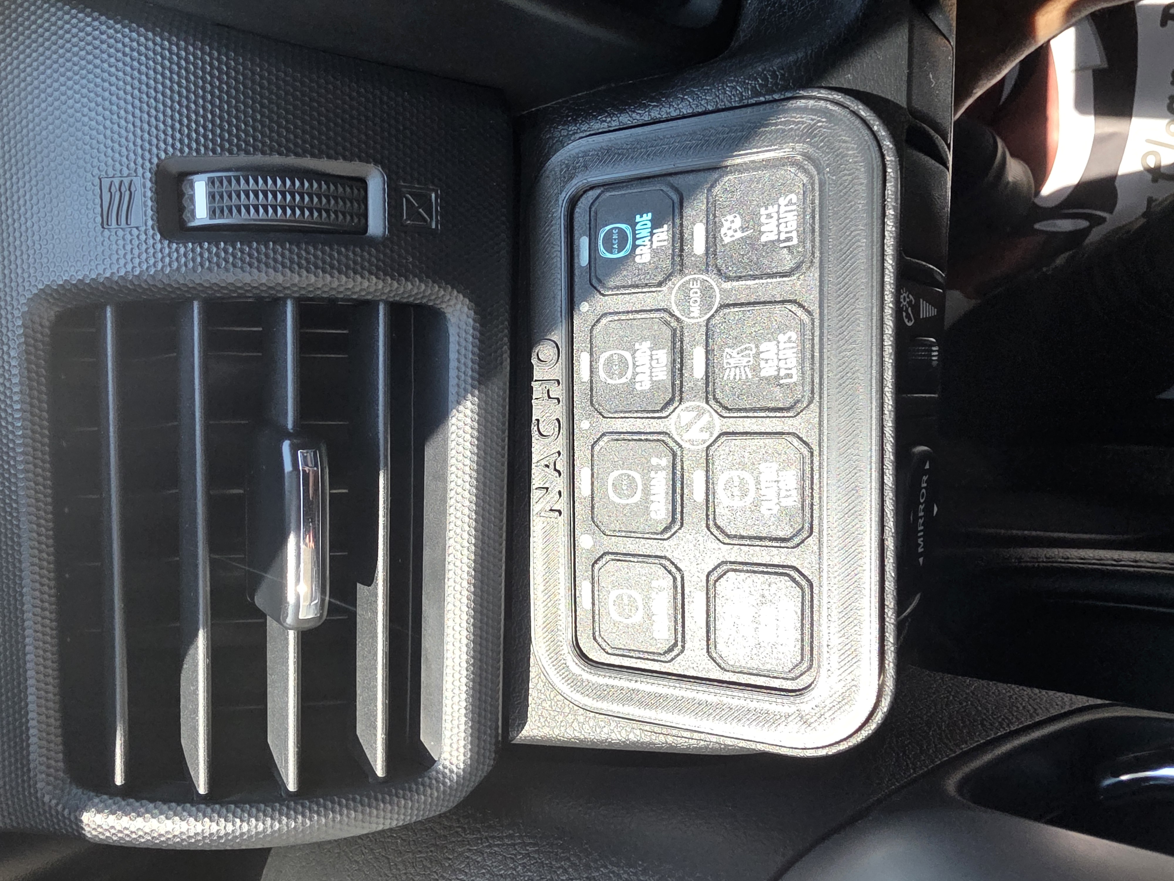 Used 2019 Toyota 4Runner SR5 AWD/4WD image 22