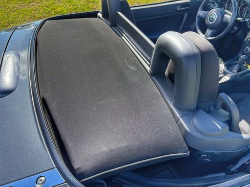 Used 2014 MAZDA MX-5 Miata Sport image 14