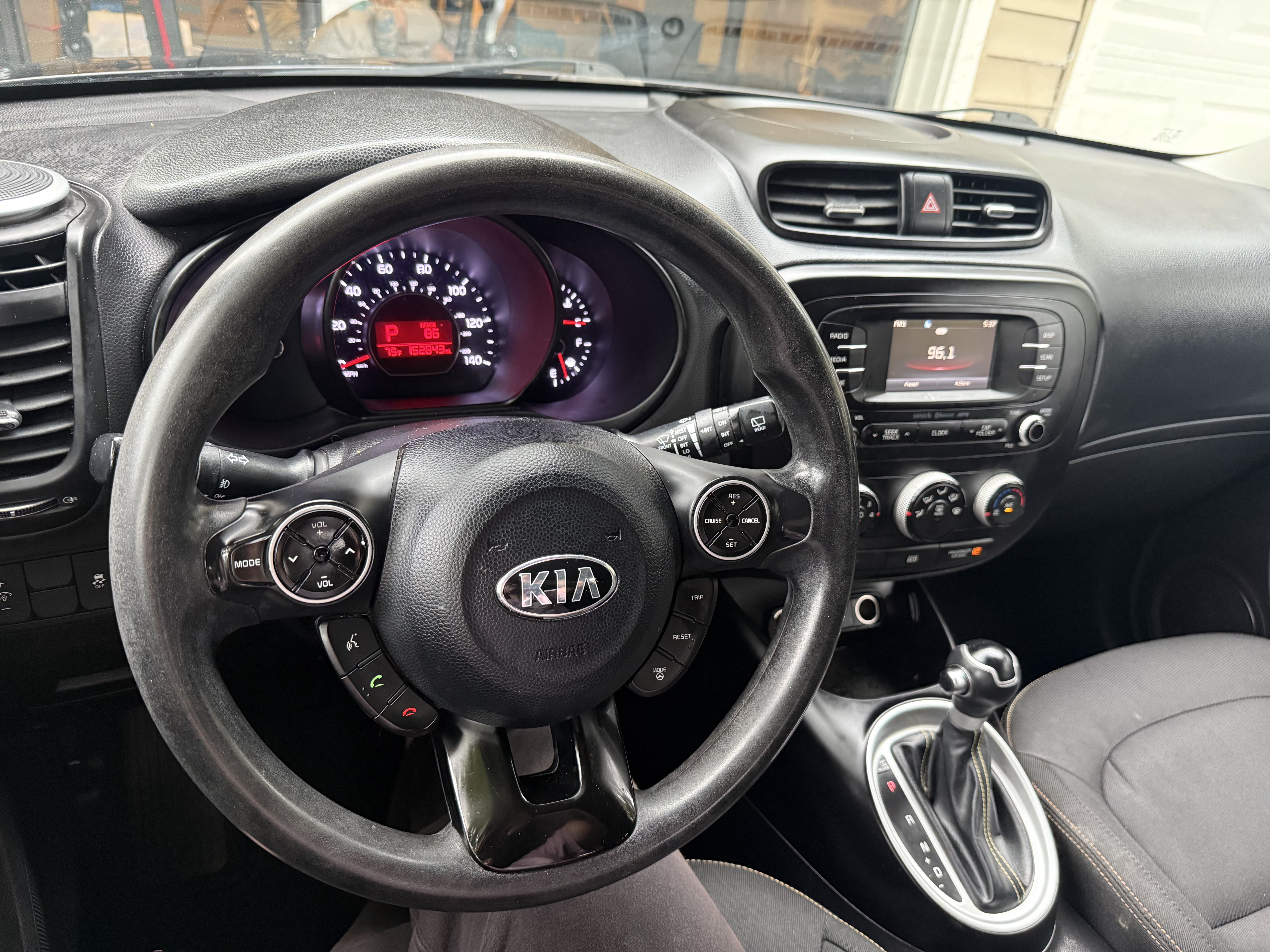 Used 2016 Kia Soul + FWD image 9