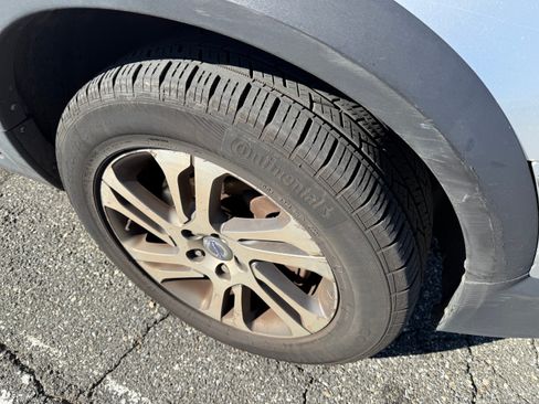 Used 2014 Volvo XC70 3.2 image 10