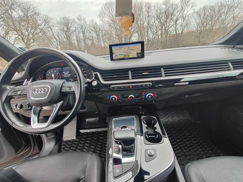 Used 2017 Audi Q7 3.0T Premium Plus image 32