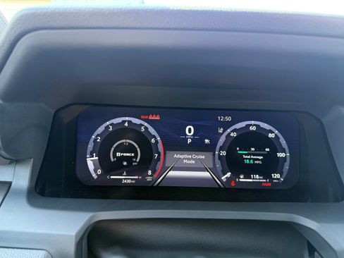 Used 2024 Toyota Tacoma TRD Off-Road image 13