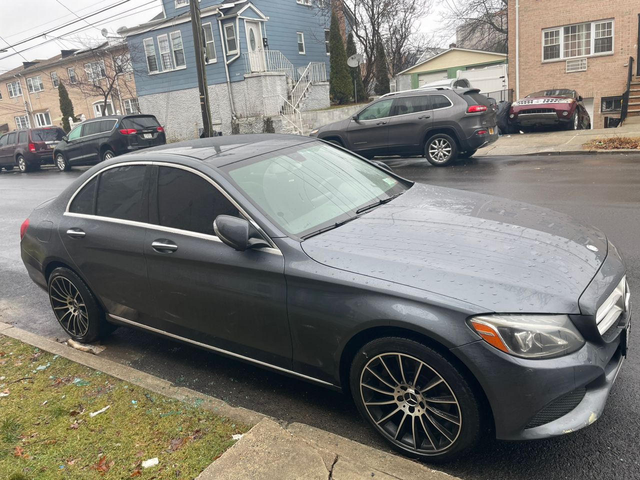 Used 2016 Mercedes-Benz C 300 4MATIC Sedan image 2
