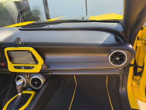 Used 2018 Chevrolet Camaro SS image 24