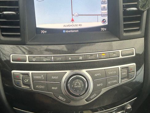 Used 2019 INFINITI QX60 Luxe w/ Essential Package image 2