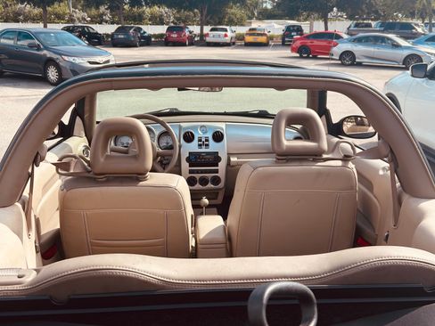 Used 2008 Chrysler PT Cruiser Convertible FWD image 8