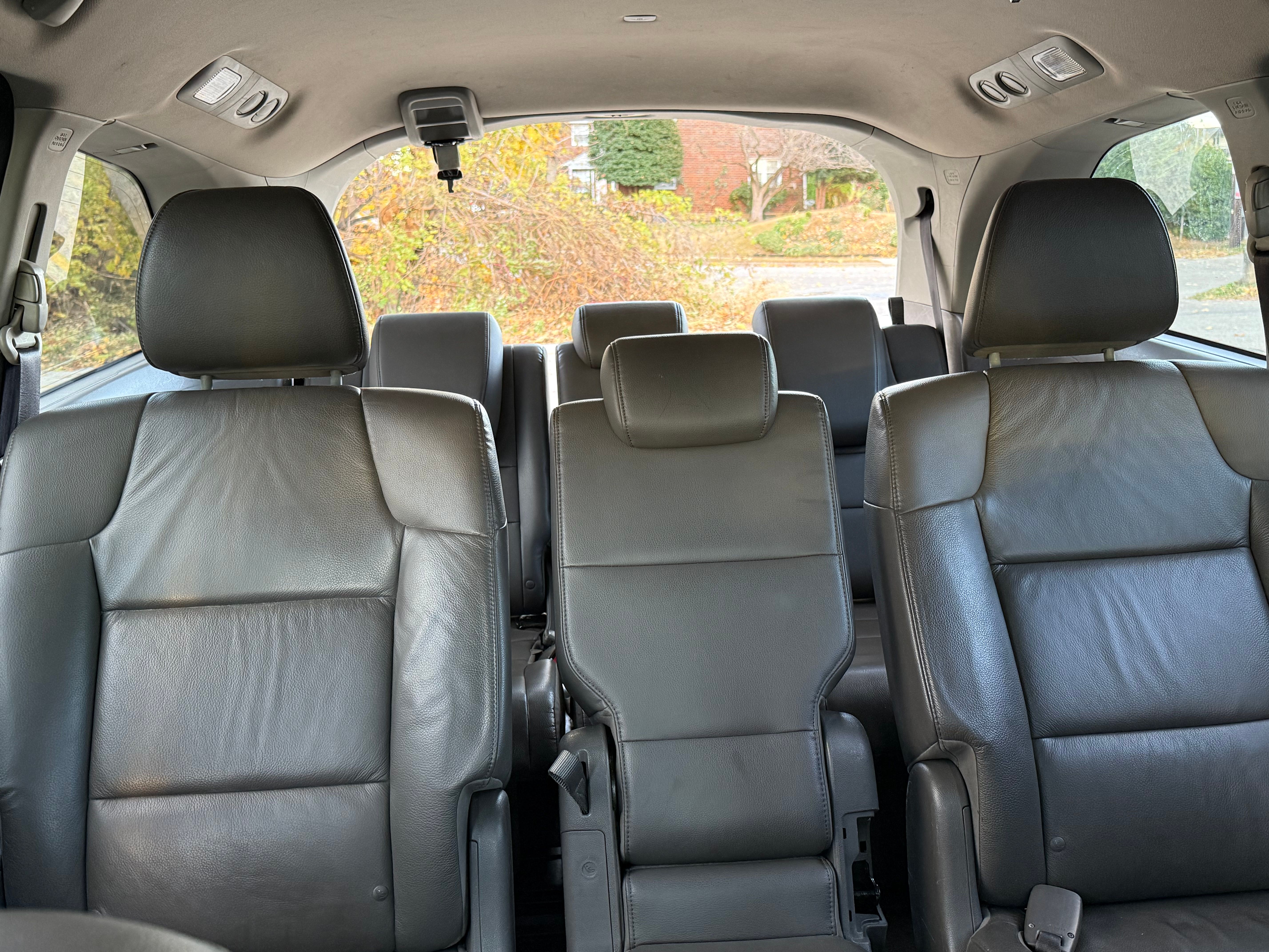 Used 2011 Honda Odyssey EX-L image 8