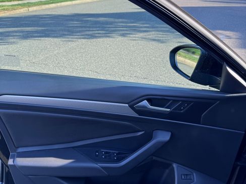 Used 2019 Volkswagen Jetta S w/ Driver Assistance Package image 22