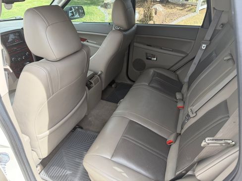 Used 2006 Jeep Grand Cherokee Limited image 6