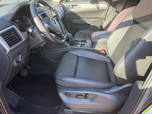 Used 2019 Volkswagen Atlas SE AWD/4WD image 18