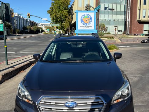 Used 2016 Subaru Outback 2.5i Limited AWD/4WD image 4