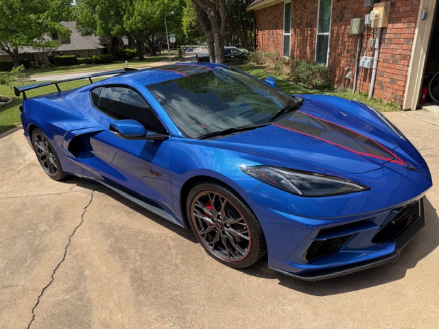 Used 2023 Chevrolet Corvette Stingray Preferred Cpe w/ Stealth Interior Trim Package RWD image 2
