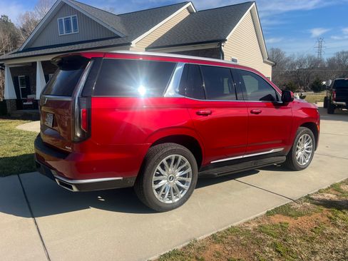 Used 2021 Cadillac Escalade Premium Luxury w/ Driver Assist Tech Package image 5
