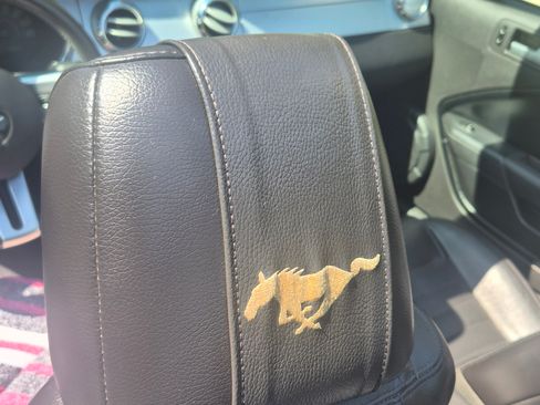 Used 2006 Ford Mustang GT Premium RWD image 4