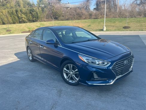 Used 2018 Hyundai Sonata Limited w/ Limited Ultimate Package 03 image 2