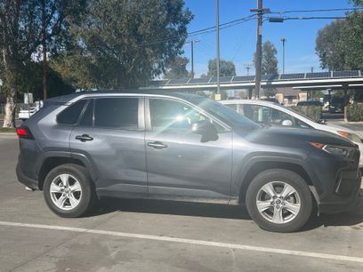 Used 2019 Toyota RAV4 XLE w/ All Weather Liner Package
