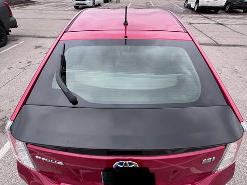 Used 2014 Toyota Prius Two image 9