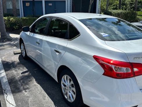 Used 2017 Nissan Sentra SV FWD image 9