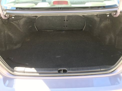 Used 1998 Toyota Corolla LE image 2