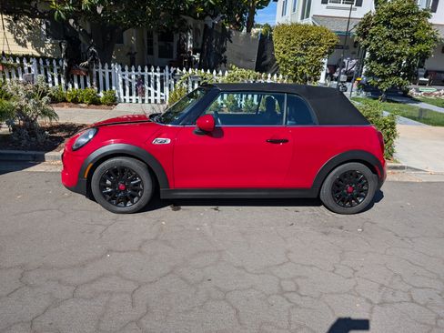Used 2019 MINI Cooper S image 10