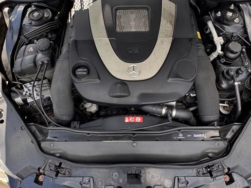 Used 2009 Mercedes-Benz SL 550 image 17