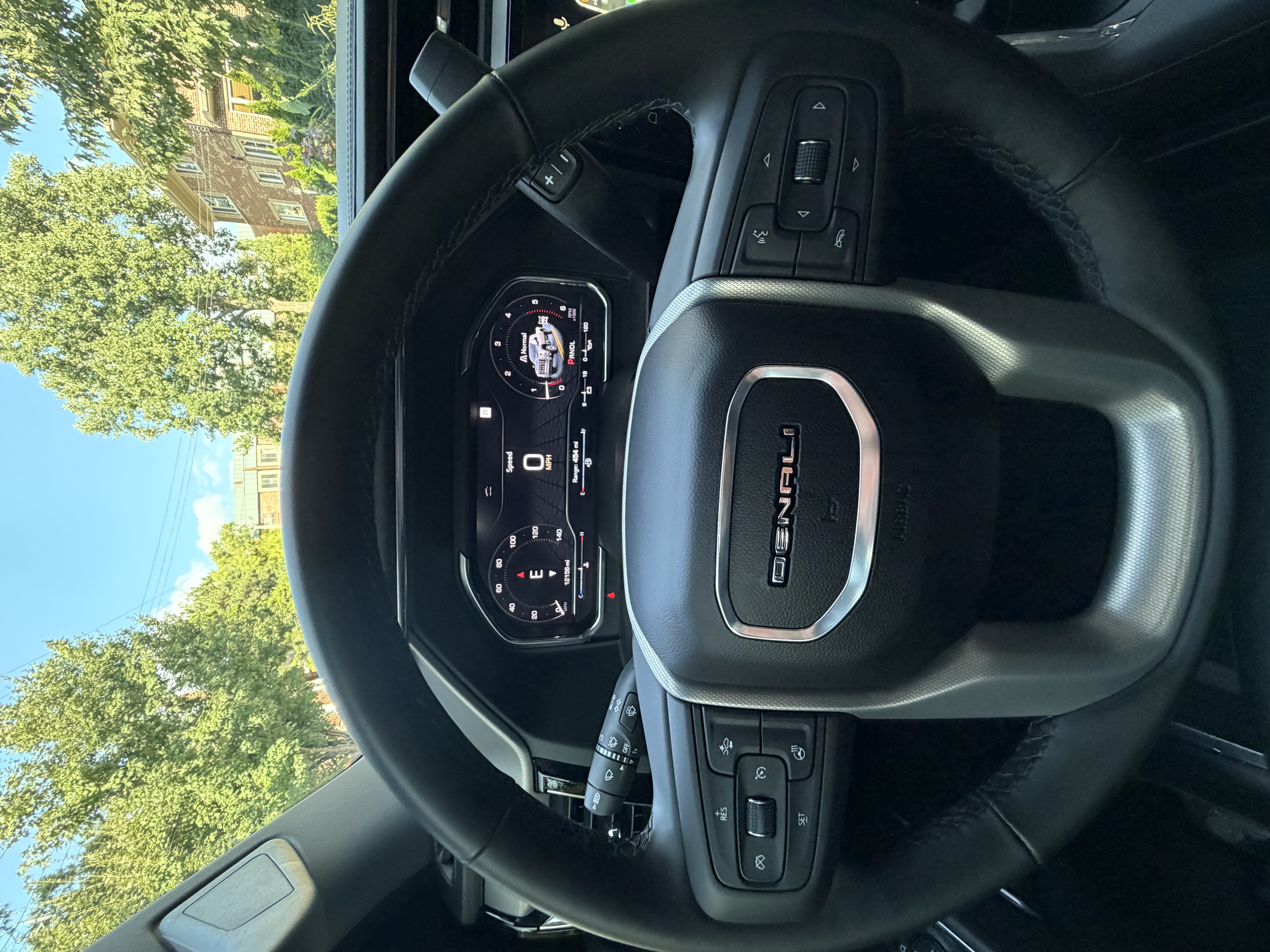 Used 2025 GMC Sierra 3500 Denali w/ Technology Package AWD/4WD image 22