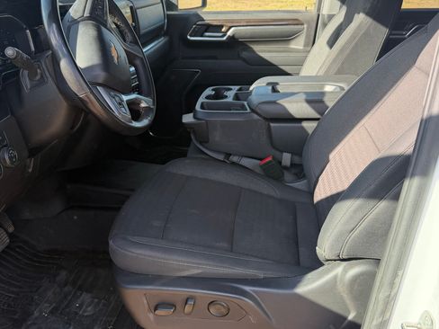 Used 2024 Chevrolet Silverado 2500 LT w/ Convenience Package AWD/4WD image 13