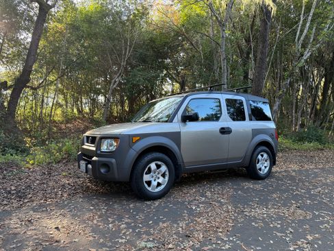 Used 2003 Honda Element EX image 2