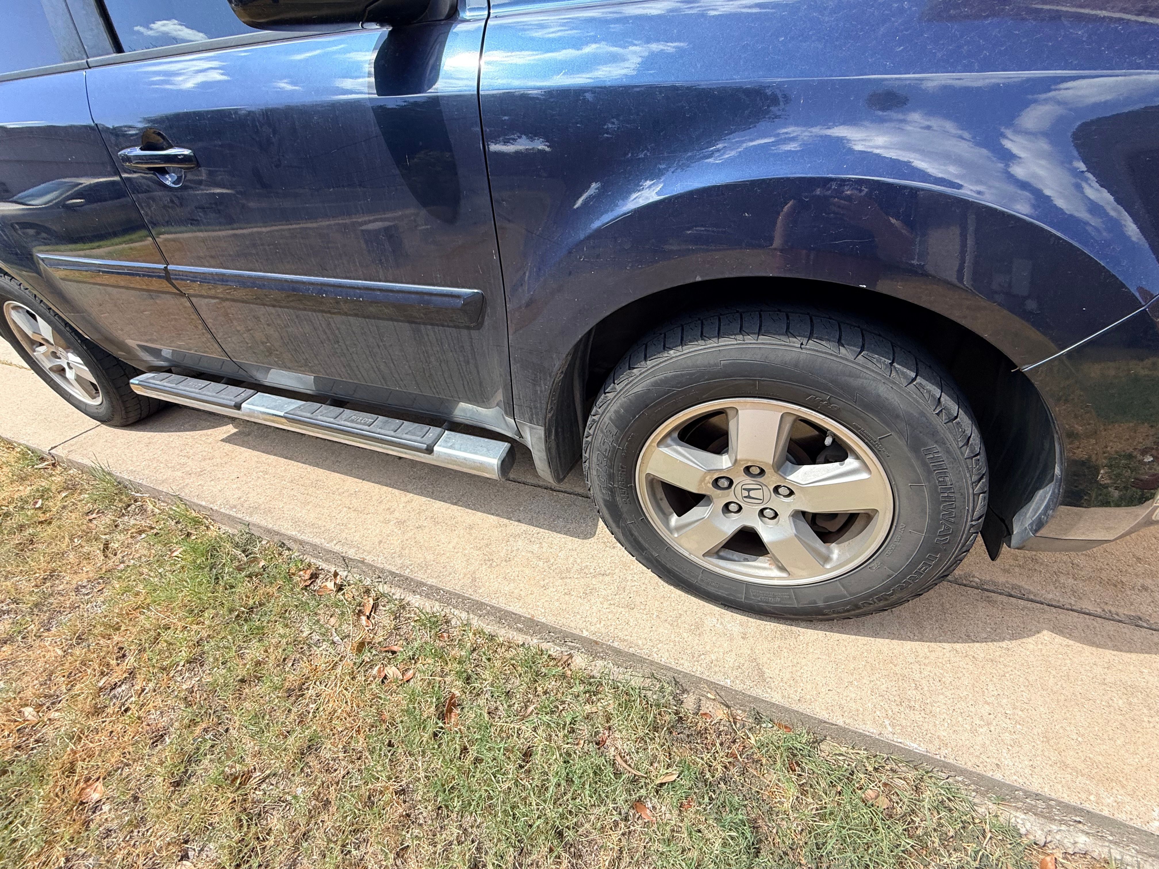 Used 2011 Honda Pilot EX-L image 5