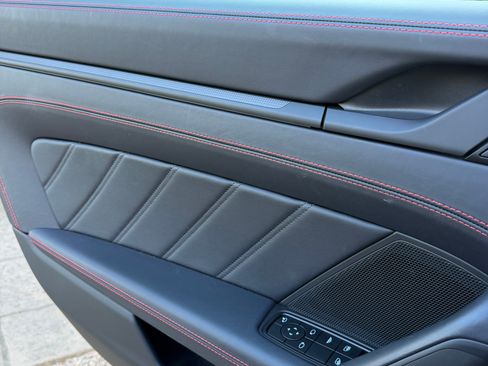Used 2025 Porsche 911 GTS image 8
