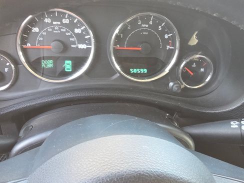 Used 2013 Jeep Wrangler Unlimited Sport AWD/4WD image 6