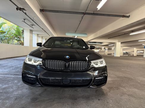 Used 2018 BMW 530e image 1