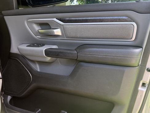 Used 2020 RAM 1500 Big Horn RWD image 12