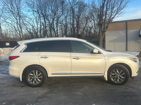 Used 2015 INFINITI QX60 AWD w/ Premium Plus Package image 4