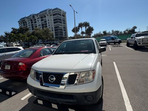 Used 2019 Nissan Frontier S image 16