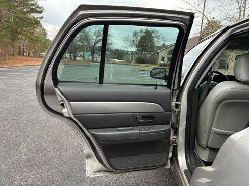 Used 2004 Mercury Marauder image 21