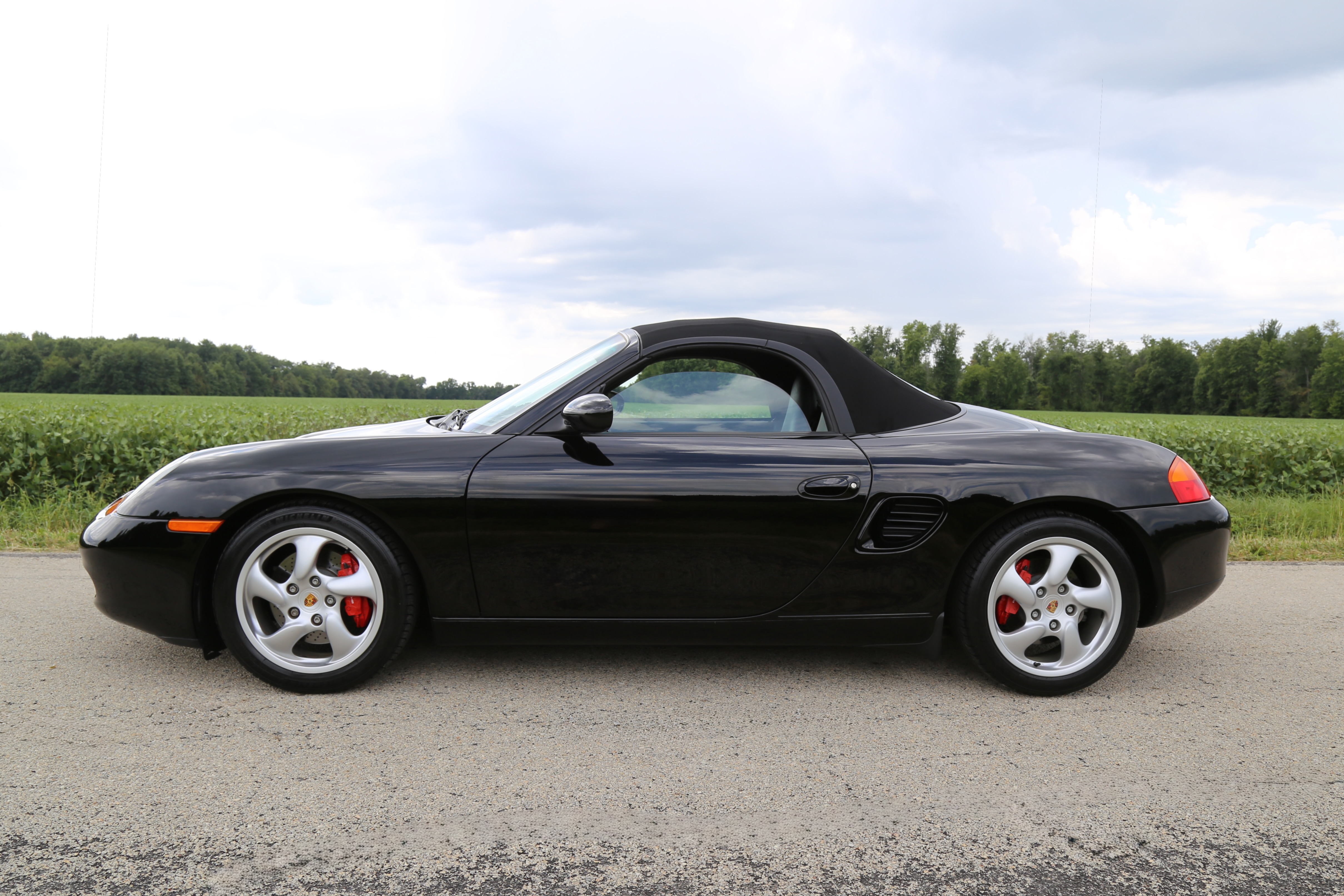 Used 2002 Porsche Boxster S RWD image 21