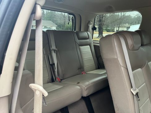 Used 2004 Ford Expedition Eddie Bauer image 19