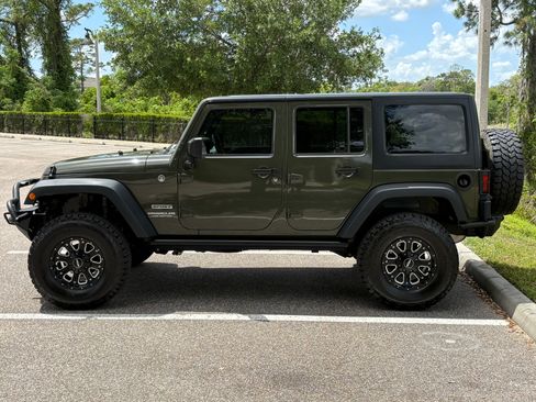 Used 2015 Jeep Wrangler Unlimited Sport w/ Quick Order Package 24S image 8