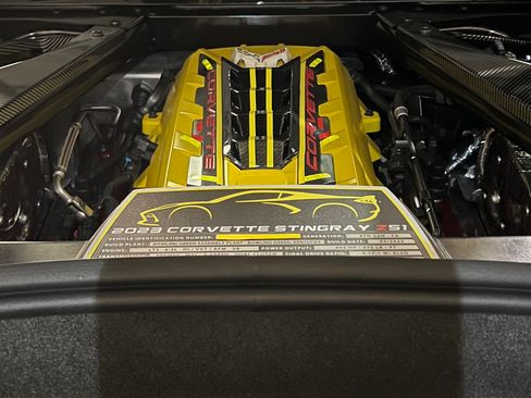 Used 2023 Chevrolet Corvette Stingray Coupe w/ Z51 Performance Package image 6